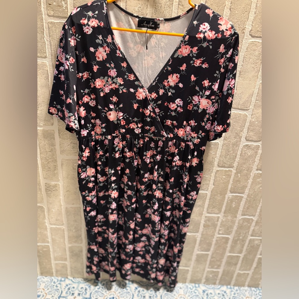 Amzplus Brand New Silk Dress With Pockets!